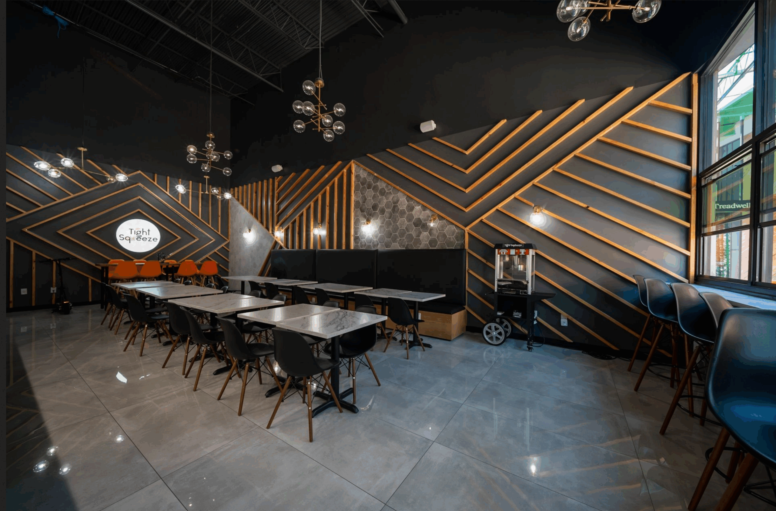 Tight Squeeze Juice Bar Inside scaled